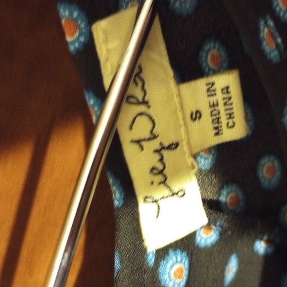 Lily White polkadot blouse with pocket Size S. - Picture 3 of 7